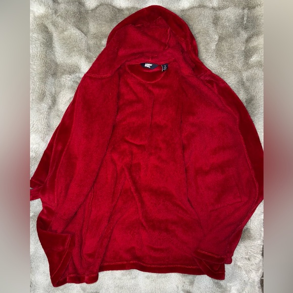 Land’s End Plush Robe with Hood - Picture 4 of 9